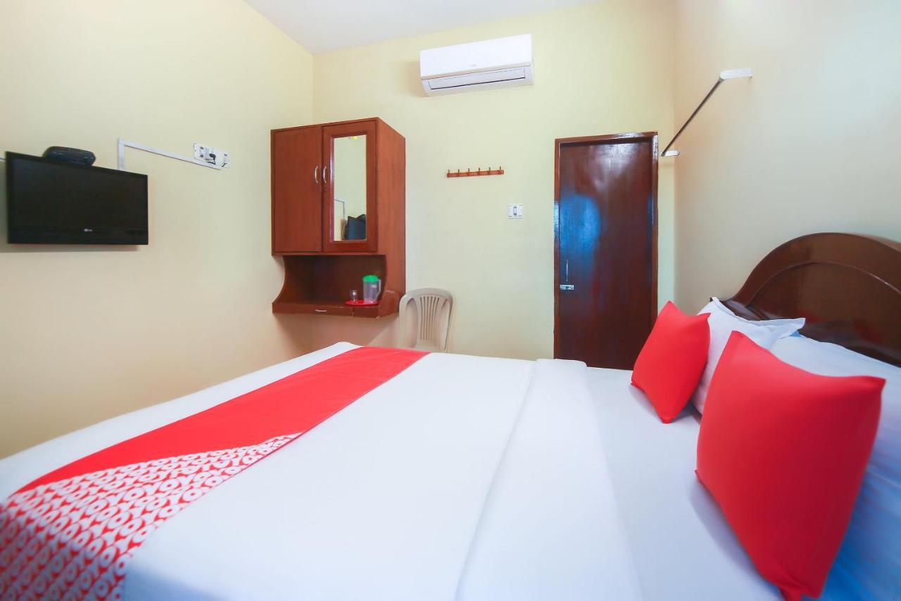 Oyo 23098 Ushama Heritage Guest House Puducherry Buitenkant foto